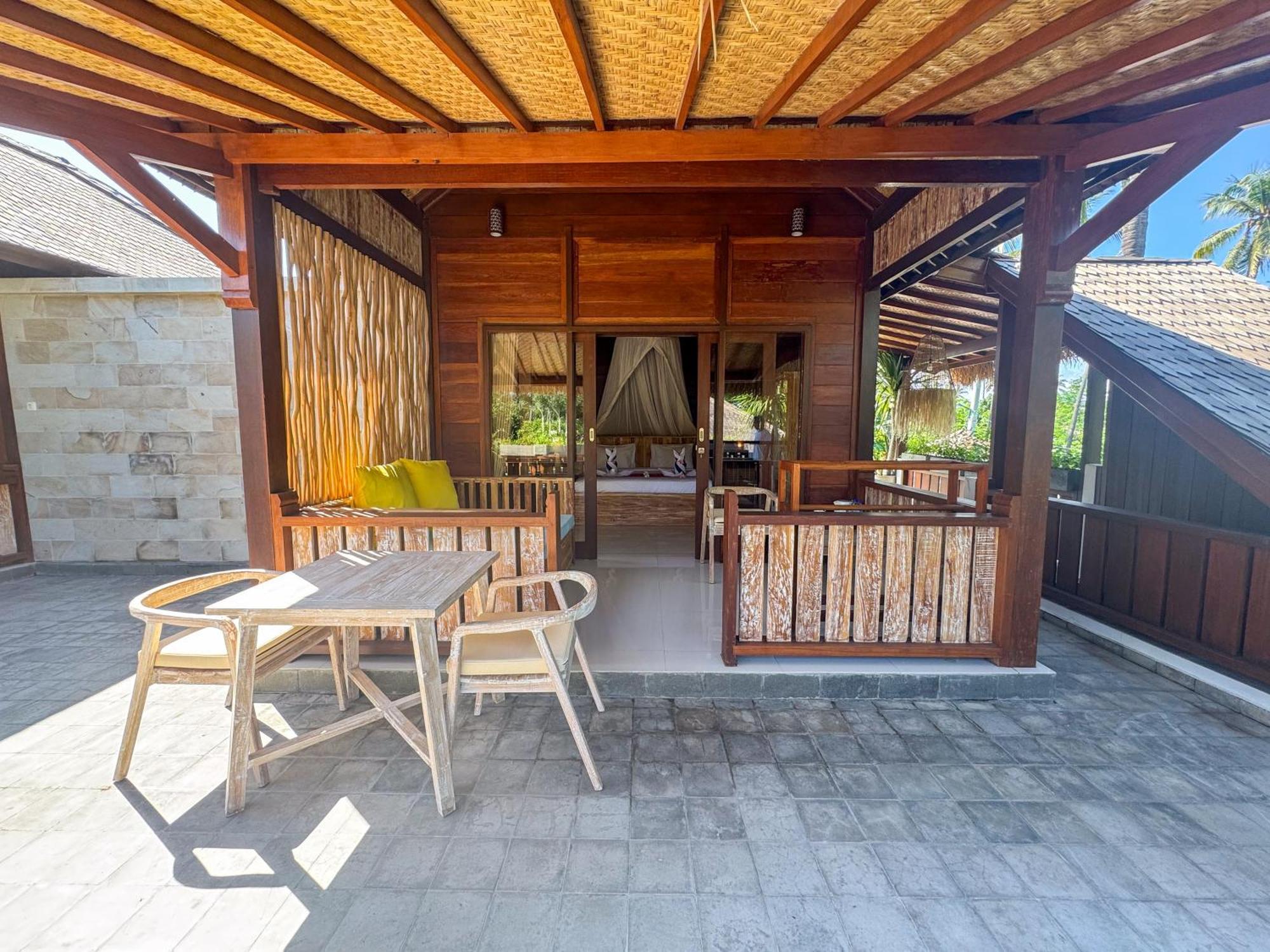 Villa Tahid Гили-Эйр Экстерьер фото
