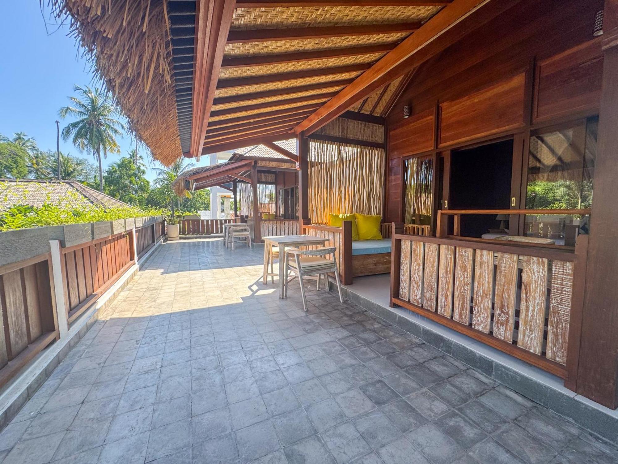 Villa Tahid Гили-Эйр Экстерьер фото